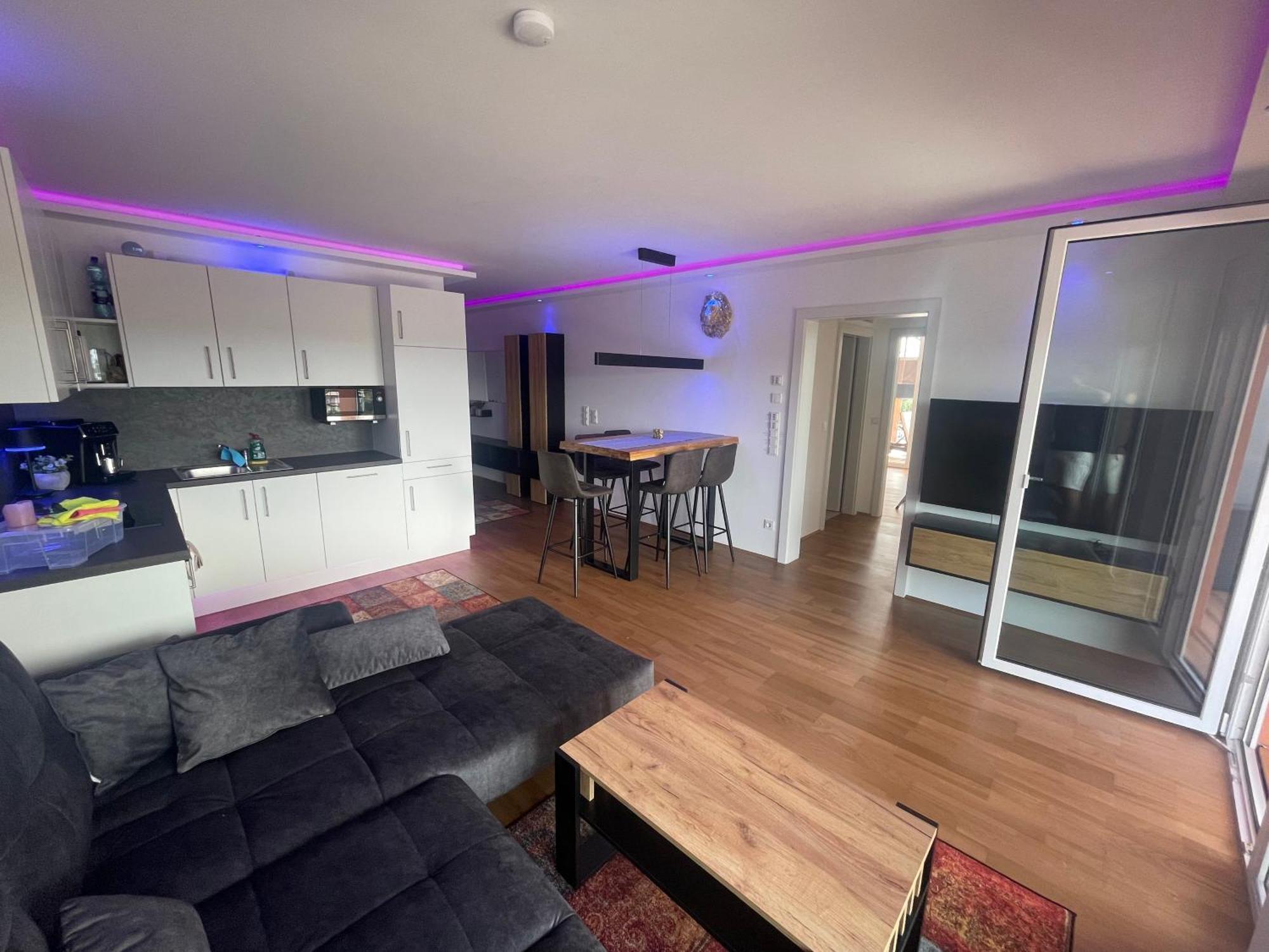 100 Qm Penthouse, Self-Check-In, 2 Parkplaetze Daire Graz Dış mekan fotoğraf