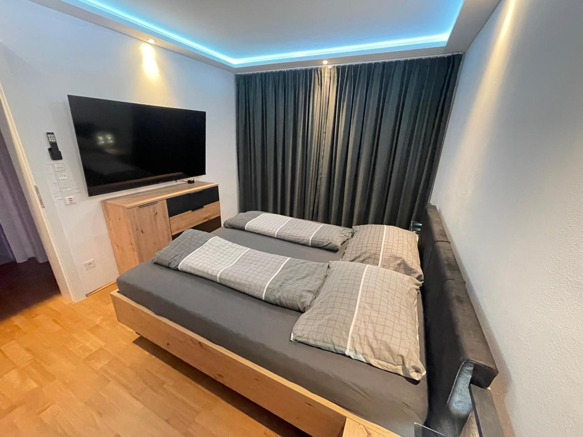 100 Qm Penthouse, Self-Check-In, 2 Parkplaetze Daire Graz Dış mekan fotoğraf
