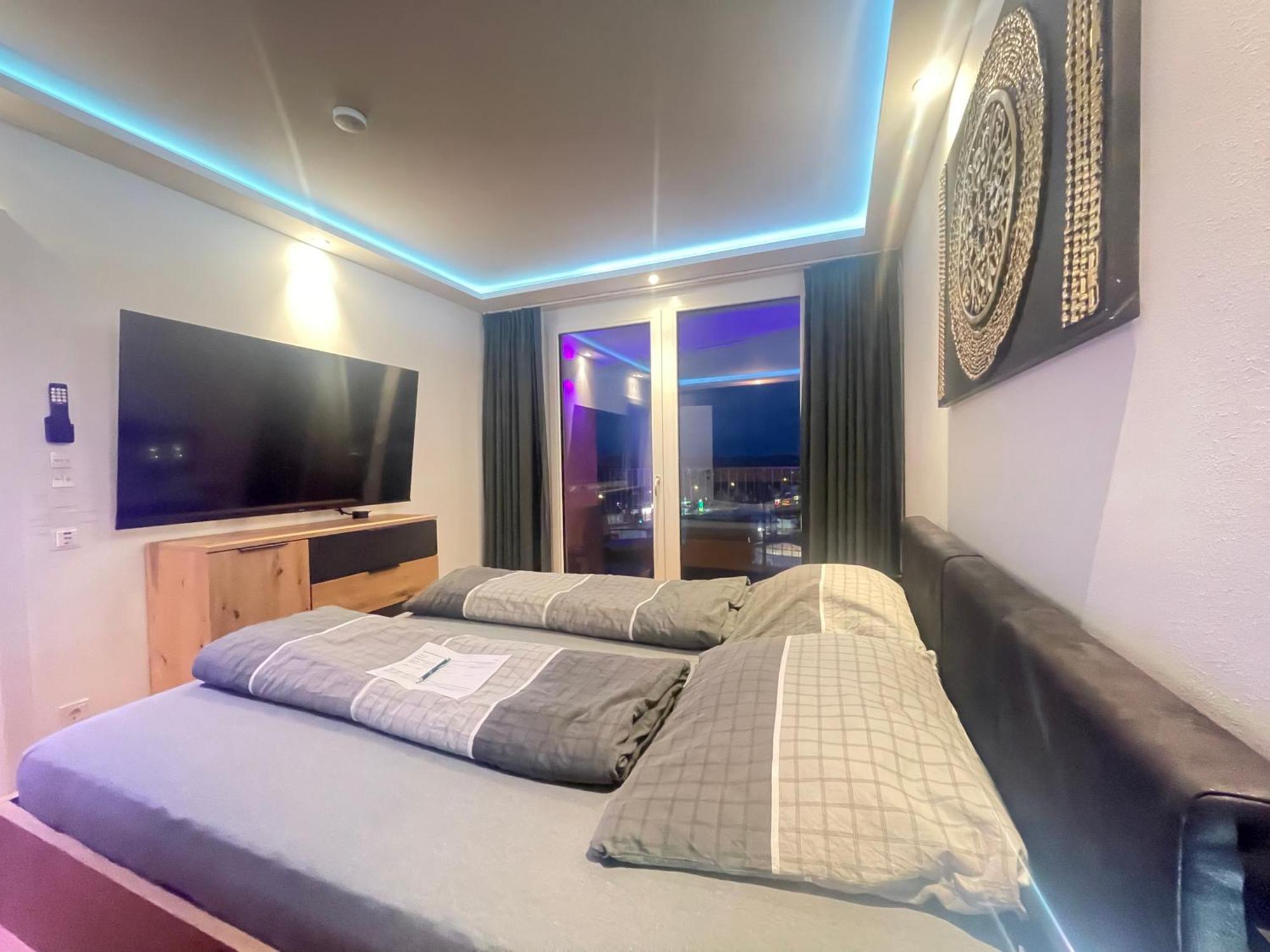 100 Qm Penthouse, Self-Check-In, 2 Parkplaetze Daire Graz Dış mekan fotoğraf
