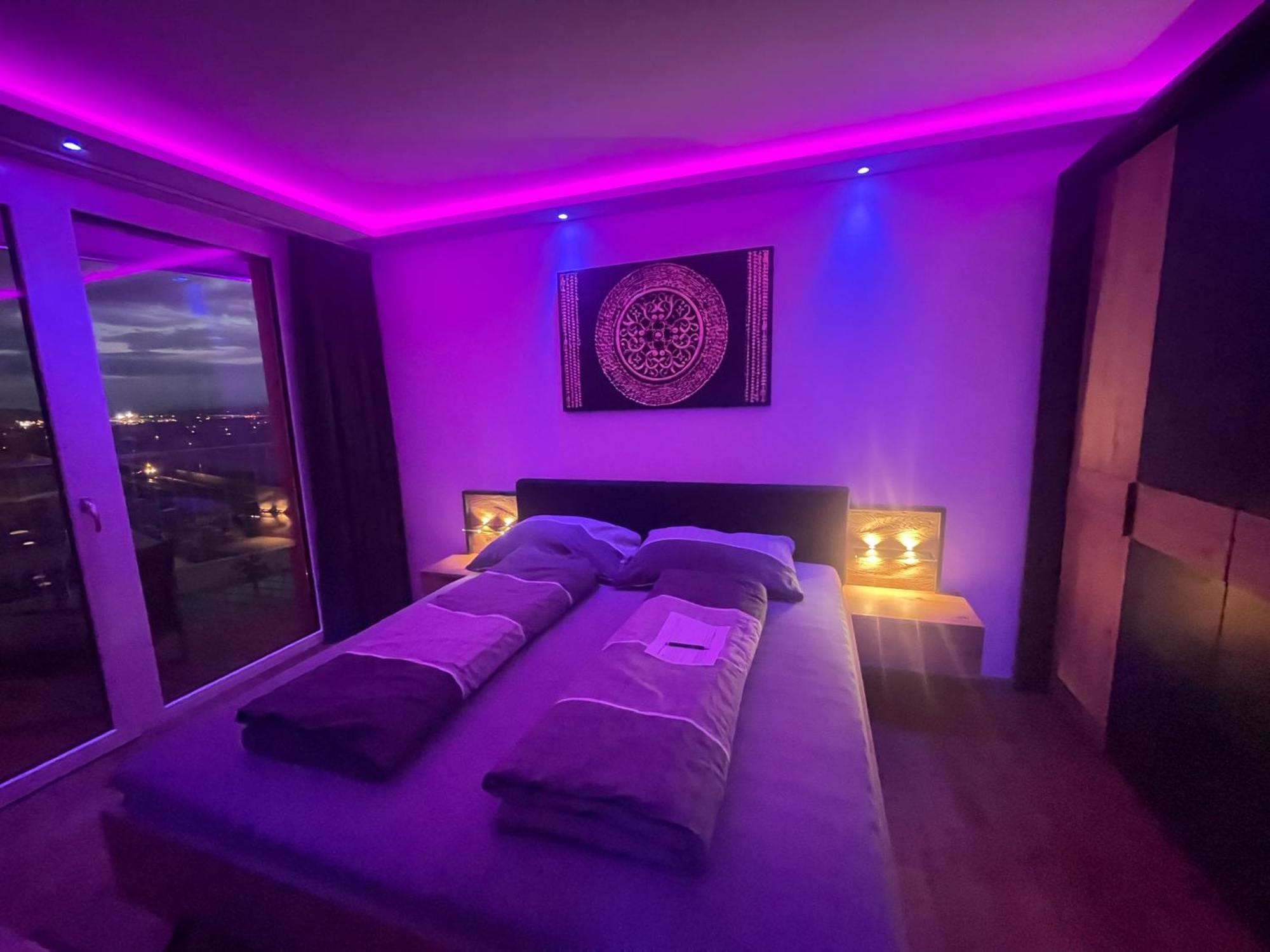 100 Qm Penthouse, Self-Check-In, 2 Parkplaetze Daire Graz Dış mekan fotoğraf