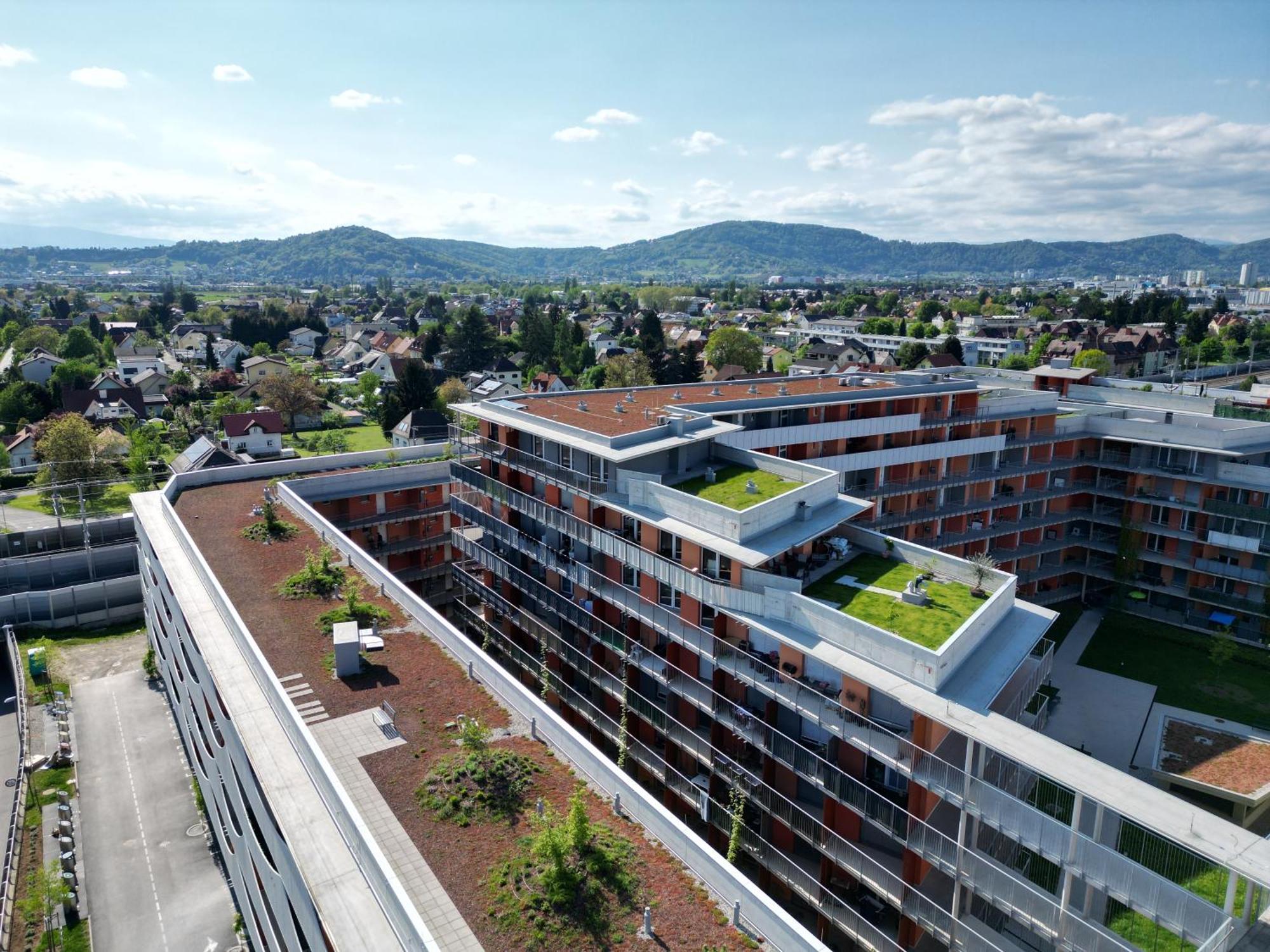 100 Qm Penthouse, Self-Check-In, 2 Parkplaetze Daire Graz Dış mekan fotoğraf